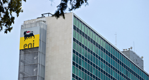 Eni e la BEI: 500 Milioni per la Bioraffineria di Livorno e la Transizione Energetica